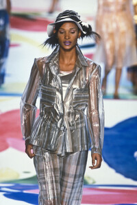 1044516926_IsseyMiyake1996WomenRTW21.thumb.jpg.c87f813323c68b9f92d1309eb83509f9.jpg