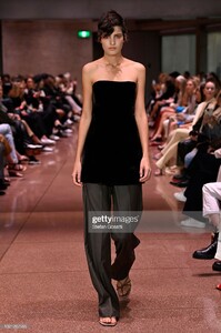 107917944_1gettyimages-1321267595-2048x2048.thumb.jpeg.ef814ceef9d28ee43f973086dbcc23d2.jpeg