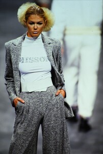 1095665094_missoni-3.thumb.jpg.c973704adcce6efe273811b85becbfbe.jpg