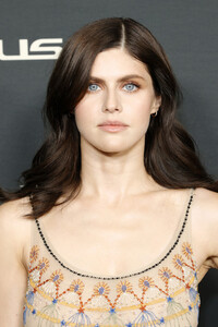 Alexandra+Daddario+27th+Annual+ELLE+Women+2UaK93LvsUFx.jpeg