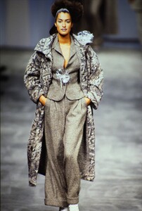 1158641415_MissoniFall19959.thumb.jpg.1d77cc648c4dad3a8280d116a685ad6d.jpg