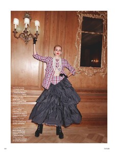 Tatler UK 12.2021-page-003.jpg