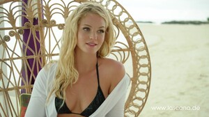 LASCANA Making-Of_ Shooting mit Erin Heatherton (1080p_25fps_H264-128kbit_AAC) 0592.jpg