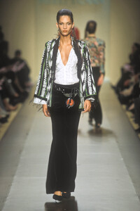 123374170_PierreBalmain2000HauteCouture7.thumb.jpg.263842cce9d7996b01d23ec80d76ad4a.jpg