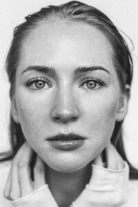 128_0_actor-1633420993.jpg