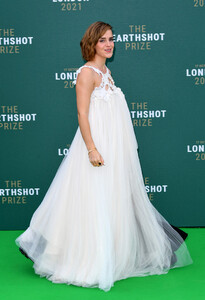 Emma+Watson+Earthshot+Prize+2021+Green+Carpet+R2iu0efoQqlx.jpeg