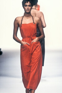 1431366605_Hermes1994WomenRTW104.thumb.jpg.20e5bc3e5fcf540268f854ccc86175a6.jpg