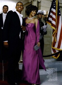 1435737352_AmericanDreamBazaarSept2008TyraBanksasMichelleObamaPeterLindbergh4.thumb.jpg.a8ee17b4ee485ae94ff938376e4e769e.jpg