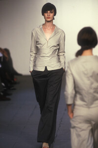 1447399194_NarcissoRodriguezSpring19991.thumb.jpg.ec3a4c43d6ec343dda8c457793713e2b.jpg