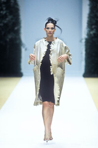 145637509_PierreBalmain2000HauteCouture19.thumb.jpg.1d25736a41c75635b0c1f3980b335421.jpg