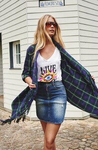 falda-vaquera-blue-eye-denim-skirt-by-fetiche-suances (2).jpg