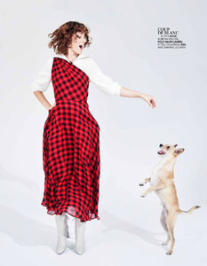 Madame Figaro No. 1936 - 1 Octobre 2021-12.jpg