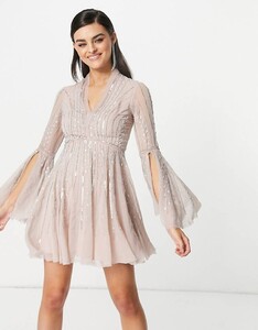 14790571-1-pink.thumb.jpeg.f152a03ec46475cb639d4970a368bfda.jpeg