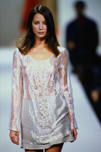 1558360595_john-rocha-ss-1994(3).thumb.jpg.d2bbcd6003bb70c6dcb25ad6f74bcff8.jpg
