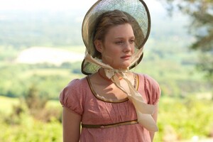 1604347856_22-p-romola-garai-60.jpg