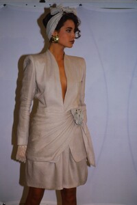 1636727953_donna-karan-ss-1988(4).thumb.jpg.989f5d9ee4a0adf78c32f612460d5050.jpg