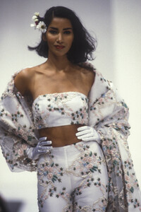 1655162958_DolceGabbanaSpring19923.thumb.jpg.9988234a01202c22c157b3a2f5352647.jpg