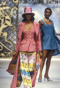 1668333188_JacquesFathSpring19941.thumb.jpg.a1ff358ed67c2d688137cdad2622eb06.jpg