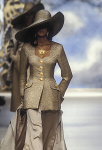 1726585780_JacquesFathSpring19944.thumb.jpg.821b35984e06bb249efab37868bbf9b6.jpg