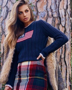 Marina Laswick 1.jpg