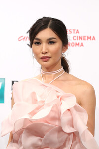 Gemma+Chan+Eternals+Photocall+3eyQGxlEzaGx.jpeg