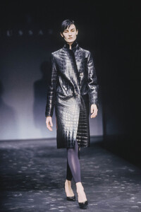 1763408089_TrusardiFall19986.thumb.jpg.33a0861f9e150ce17e83bd6f36a8b1d3.jpg
