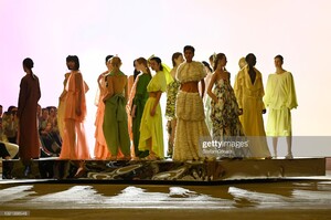1786562212_4gettyimages-1321038548-2048x2048.thumb.jpeg.2d89496f9f46eb65c94396e11d64299a.jpeg