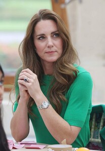       kat141021BZNimage110.jpg