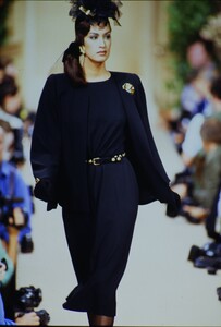 1999815251_ysl-hc-fw-1991(9).thumb.jpg.48dc178b41ac55da8a7bb2c288f77904.jpg