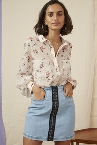 20190344_2_frankie_shirt_102_nude_floral_nh_16000.jpg