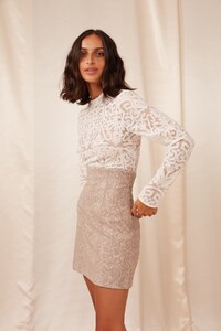 20190747_sofia_top_050-ivory_20190742_olivia_skirt_230-snakeskin_g_65852_4.jpg