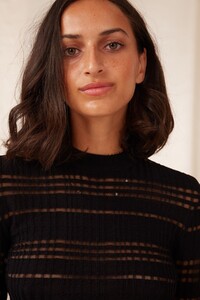 20190752_luca_knit_001-black_20190743_mia_denim_skirt_455-blue_g_66425.jpg