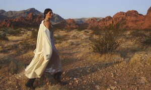 2021-11-01_Vogue_Australia-page-m005.jpg