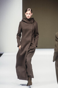 2059432545_MaxMara1999WomenRTW60.thumb.jpg.3ef8d584a5cdbd3b72f62dd2a7ed4a91.jpg