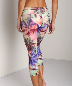 Onzie Capri Pants South Beach - 4.jpg