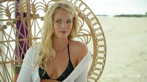 LASCANA Making-Of_ Shooting mit Erin Heatherton (1080p_25fps_H264-128kbit_AAC) 0613.jpg