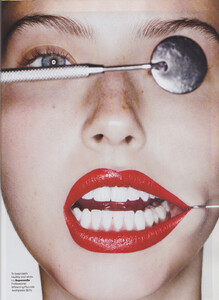 227103685_Face_Hassett_US_Harpers_Bazaar_September_2010_02.thumb.jpg.12b0c0e64eecc8ae17c33932cf07e0f6.jpg