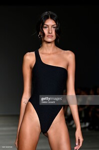 282906451_5gettyimages-1321403758-2048x2048.thumb.jpeg.bfc7a6d16e3a500730e5f0a0f165e9ea.jpeg