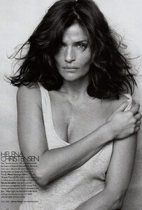 292090078_Supermodels_Lindbergh_US_Harpers_Bazaar_September_2009_02.thumb.jpg.949ad8360a64e875ca3f13718dd6fba0.jpg