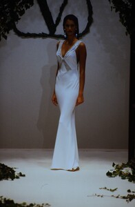 303041173_yasmeen-valentino-hc-ss-93(13).thumb.jpg.e1a96bf39a2dbb3597e633fbec256d5f.jpg
