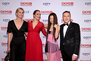 Niki+Taylor+DKMS+Gala+2021+Arrivals+qWIYWw27_Xxx.jpg