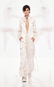 36845695_2large_zimmermann-white-rhythmic-relaxed-jumpsuit-1.thumb.jpeg.ab525b6f2b50b9d7756254ef54516d3c.jpeg