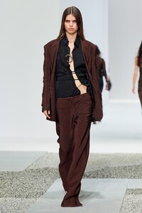 371428945_vogue.com00016-christopher-esber-australia-resort-2022.thumb.jpeg.49d80ceb1ed0e71f56dbdbe301bd80ec.jpeg