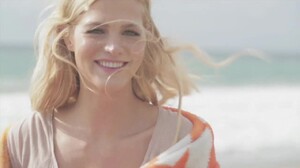 BTS with ERIN HEATHERTON and THE NORTHWEST (720p_24fps_H264-192kbit_AAC) 548.jpg
