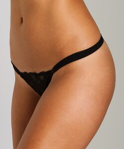 Amulette Essentials Thong Black - 3.jpg
