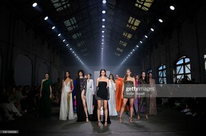 419323633_5gettyimages-1321249585-2048x2048.thumb.jpeg.a6fb6b57576f94bf4693a23baf2f3a4c.jpeg