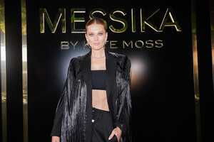 Toni+Garrn+Messika+Photocall+Kate+Moss+High+UrWaqsoM790x.jpg