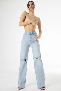 4522_8_back-me-up-light-wash-cut-out-detail-ripped-wide-leg-jeans_1.jpg.jpeg