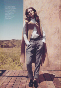 474793553_Akrans_US_Harpers_Bazaar_September_2010_08.thumb.jpg.8c4f21cb5872ab901d17713147b7c3c9.jpg