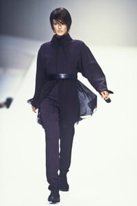 479750217_ClaudeMontana1994WomenRTW124.thumb.jpg.dd060899dab5d6c2978db36cd9b5fcc7.jpg